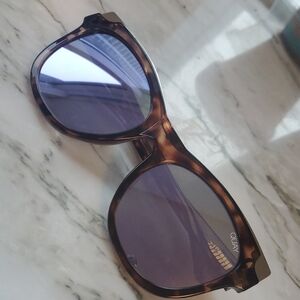 Quay Australia Brown Tortoiseshell Sunglasses Classic Design